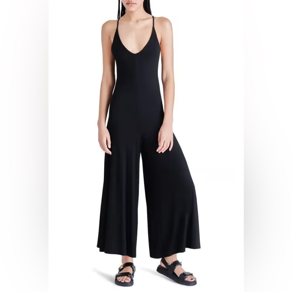 Steve Madden. NWT Davina wide leg jersey jumpsuit.